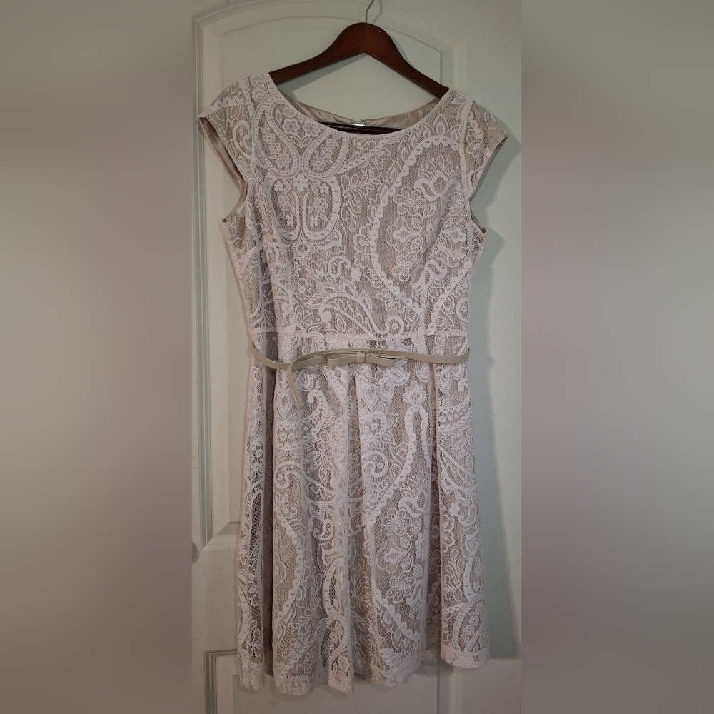 Womens Liz Claiborne Ivory Lace Overlay Cap Sleeve Lined Knee Length Dress Sz 12